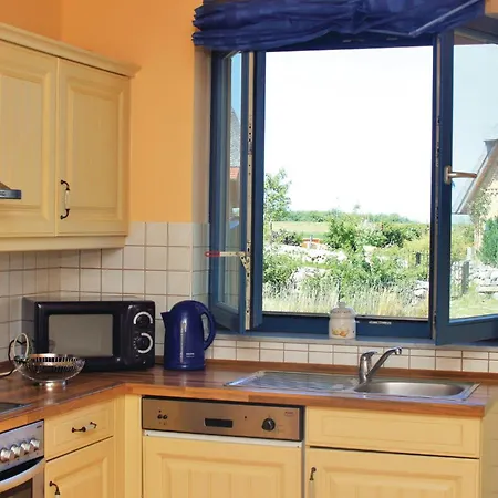 2 Bedroom In Börgerende-Rethwisch