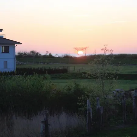 2 Bedroom In Börgerende-Rethwisch